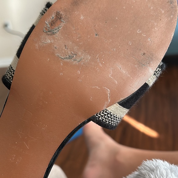 Christian Dior authentic size 39 EUR 8 1/2 US Embroidered heeled slides/ sandals - Picture 7 of 7